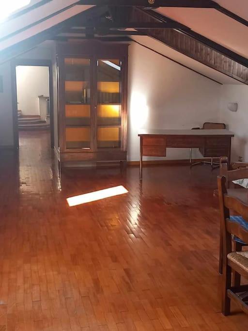 I Tre Re Via Toledo Nápoly Kültér fotó